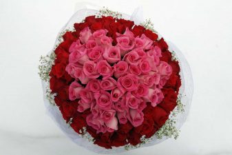 Glamorous 99 red & pink roses bouquet