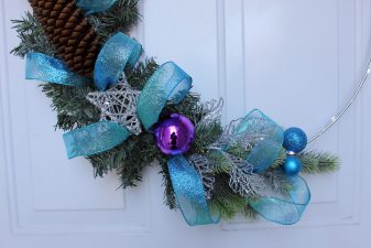 Handmade prelit frosty shiny wreath